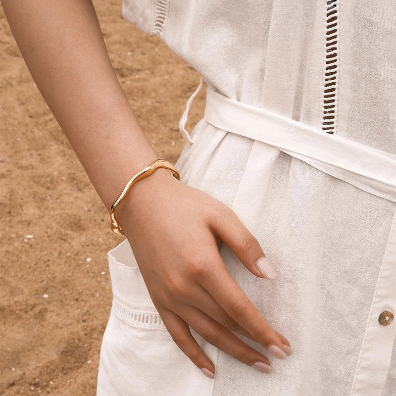 Armband mit Twisted-Wire-Design — 18K Vergoldet