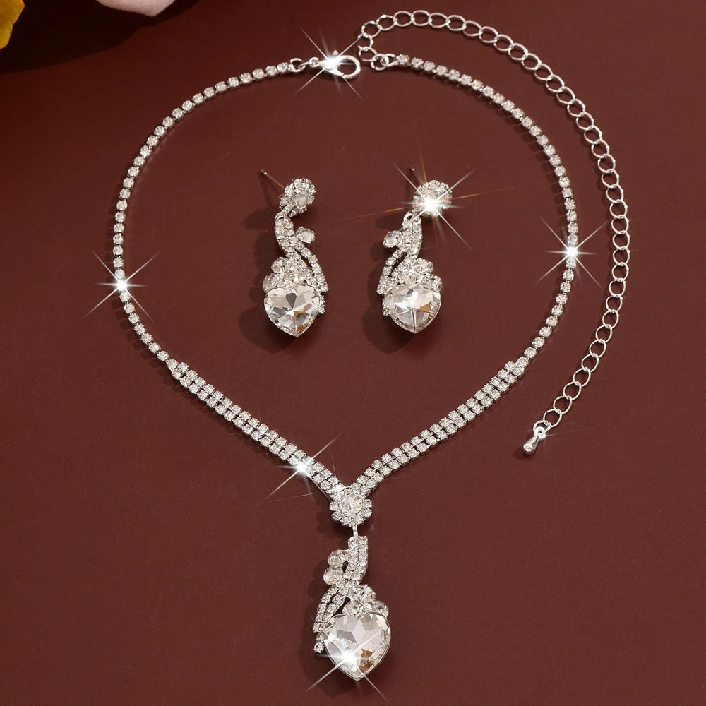 Schmuckset mit Strass — Herz-Halskette & Ohrringe