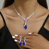 Schmuckset mit Strass — Herz-Halskette & Ohrringe