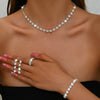 4-teiliges Schmuckset mit Zirkonia — Elegant für besondere Anlässe