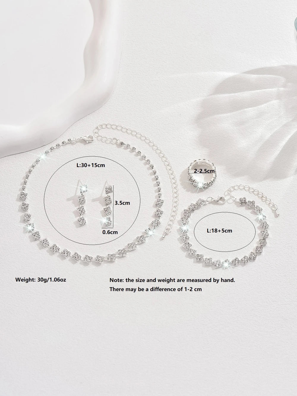 4-teiliges Schmuckset mit Zirkonia — Elegant für besondere Anlässe