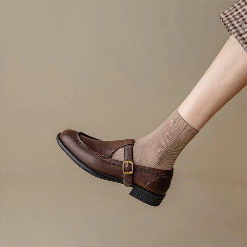 Damen Mary-Jane Schuhe aus Leder — Retro-Stil