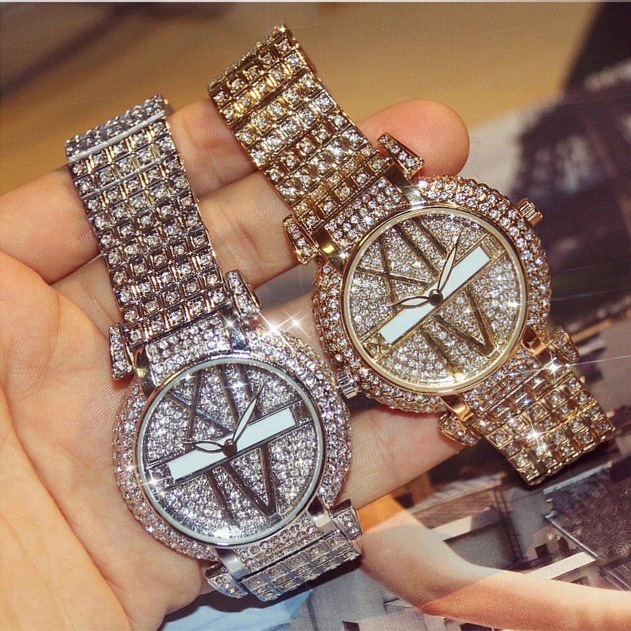 Damen Armbanduhr — Edelstahl, Elegantes Design