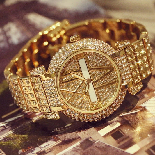 Damen Armbanduhr — Edelstahl, Elegantes Design