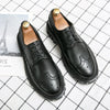 Herren Business-Schuhe im Brogue-Stil