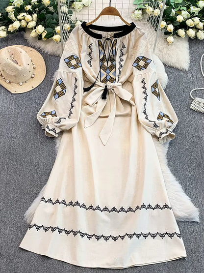 Boho Maxikleid mit Stickerei