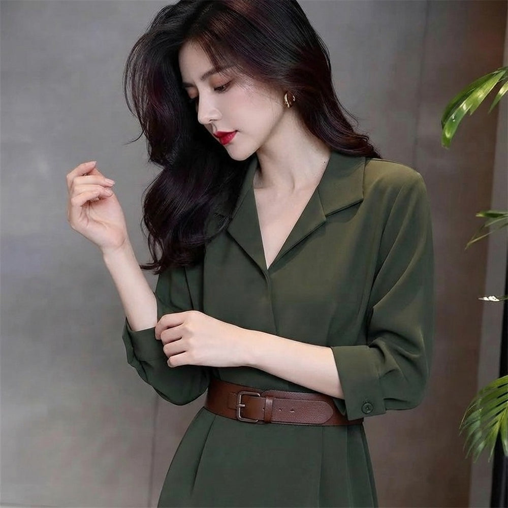 Elegantes Midikleid — Farbblock-Design, Grün